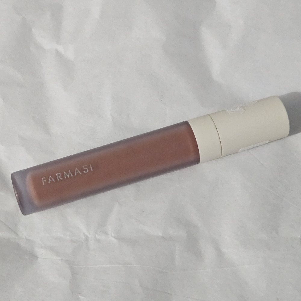 BRAND NEW Farmasi #10 Nude Essence Liquid Matte Lipstick .15 Oz